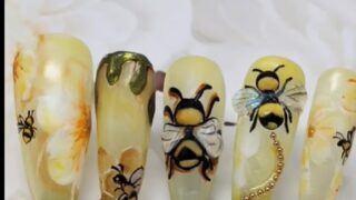 Bee nail